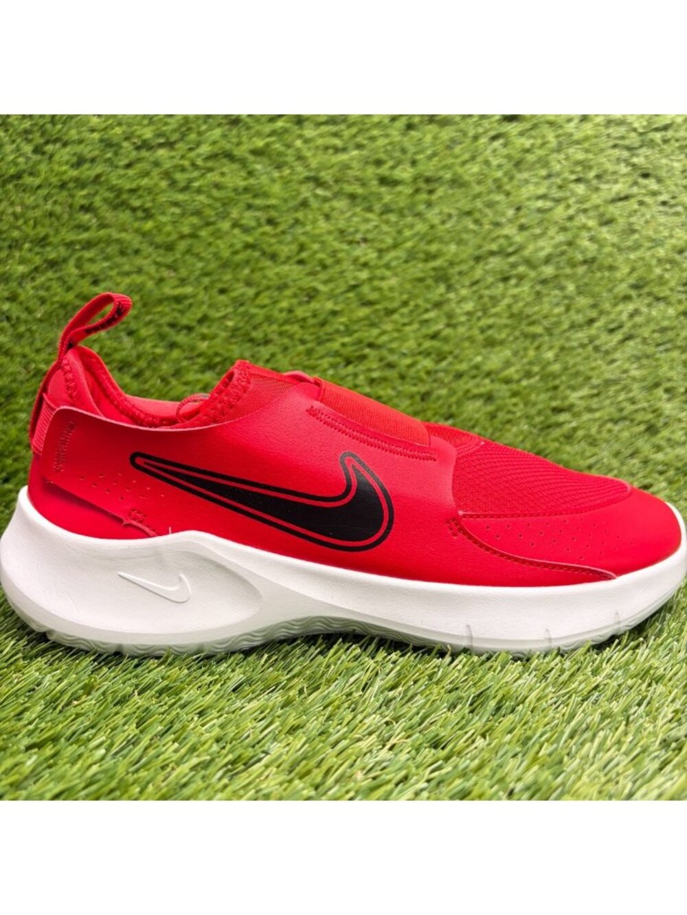 Nike Flex Runner 3 Boys Size 7Y Red Black White Athletic Slip-On Shoes Sneakers